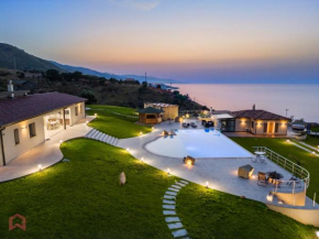 Villa di lusso con piscina a sfioro vicino Cefalù Santo Stefano Di Camastra
